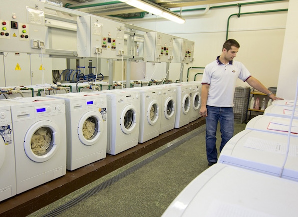 Репортаж с завода бытовой техники: как делают стиральные машины АТЛАНТ